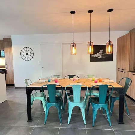 Belle A 150m De La Vila